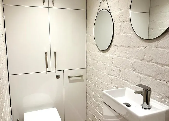 Stylish 2br - Walk To Attraction * אדינבורו