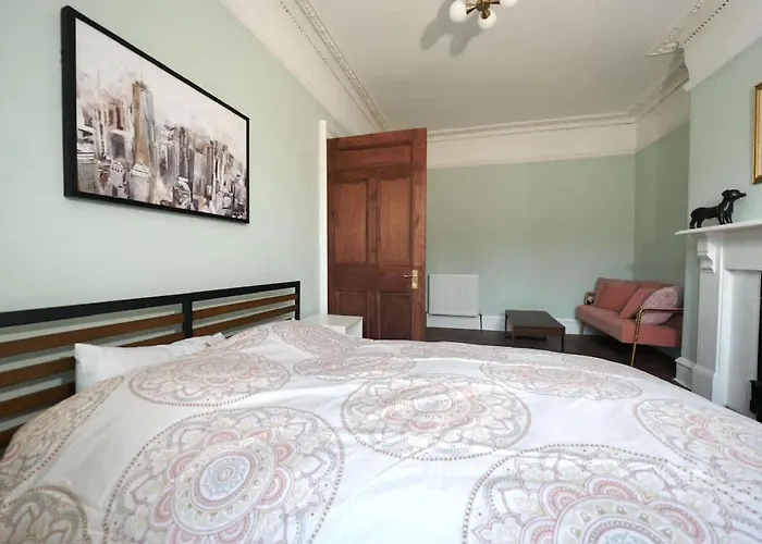 Stylish Top-floor Flat - Leith Appartement *
