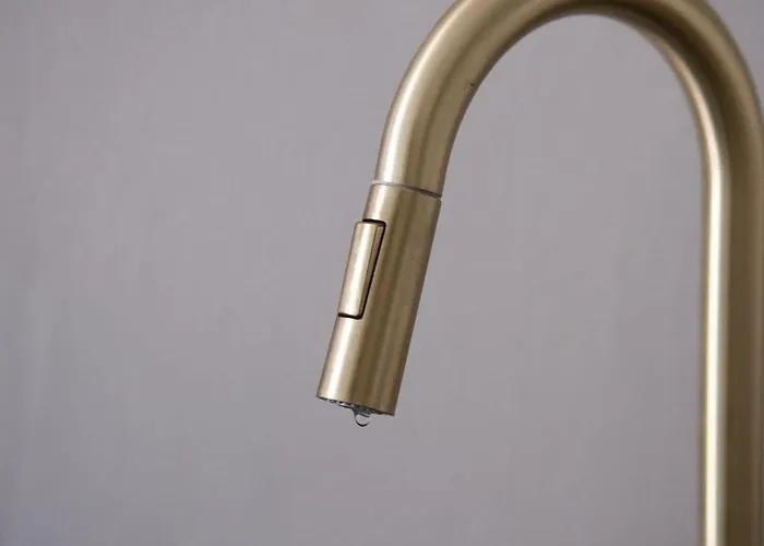 Stylish Top-floor Flat - Leith Edinburgh