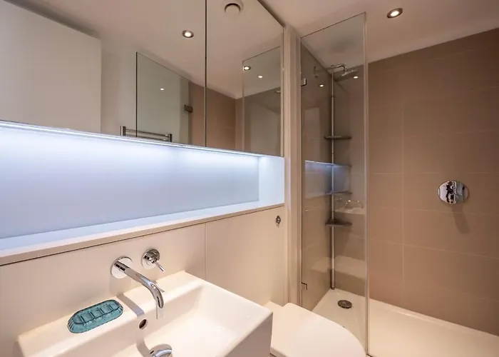 Apartamento Modern Stylish Quartermile Garden View