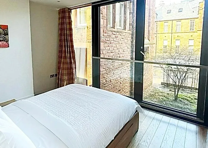 Modern Stylish Quartermile Garden View Apartamento Edimburgo