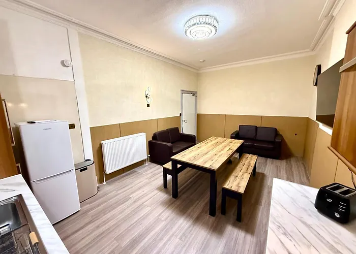 The Handy Hub Luxury Victorian - Fast Wifi & * Edynburg