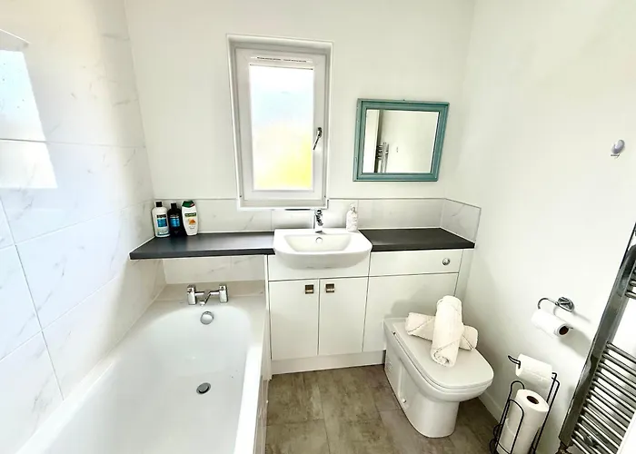 Casa de Férias Kings Luxury - Free Parking And Fast Broadband Edimburgo