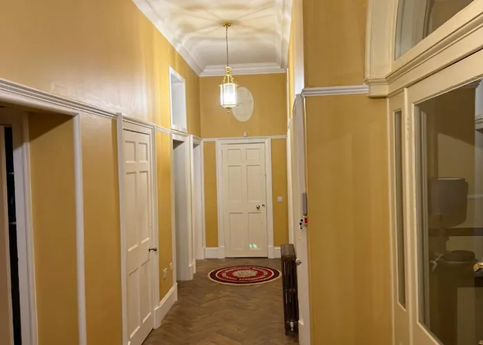 Entire In Centre Διαμέρισμα *