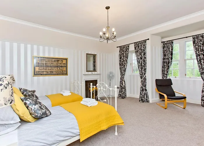 Luxury-3-bedroom Ramsay Garden Next To Castle דירה