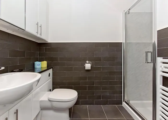 Luxury-3-bedroom Ramsay Garden Next To Castle דירה *