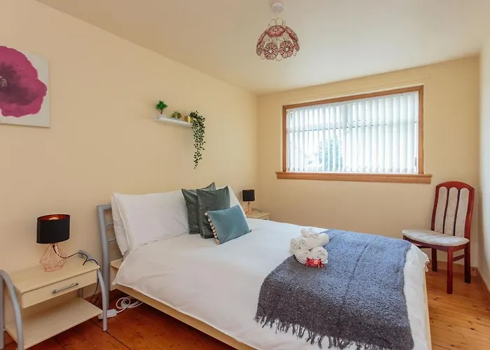 Free Parking - Centre - 3 Bedrooms - 5 Guests * Edynburg