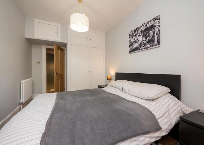 Cosy 1 Bed Flat 5 Minutes To The * Edinburgh