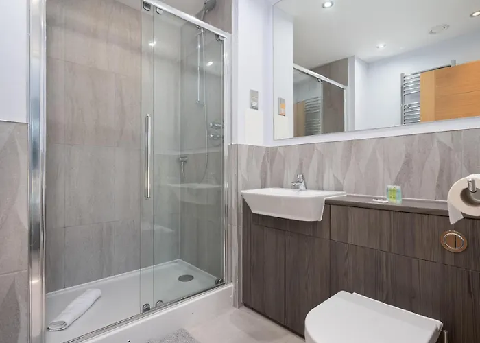 아파트 Pass The Keys Modern 2bed *