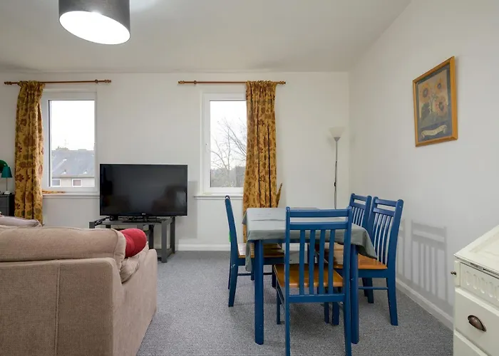 Pass The Keys 1-bedroom Flat Near Arthur's Seat * Edinburgh