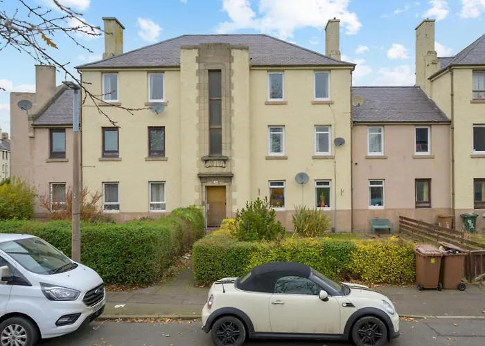 Pass The Keys 1-bedroom Flat Near Arthur's Seat