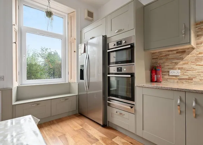 Homely 2 Bedroom - Pass The Keys Διαμέρισμα *