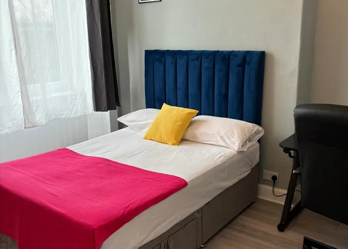 Grange Lone Entire With Two Double Beds