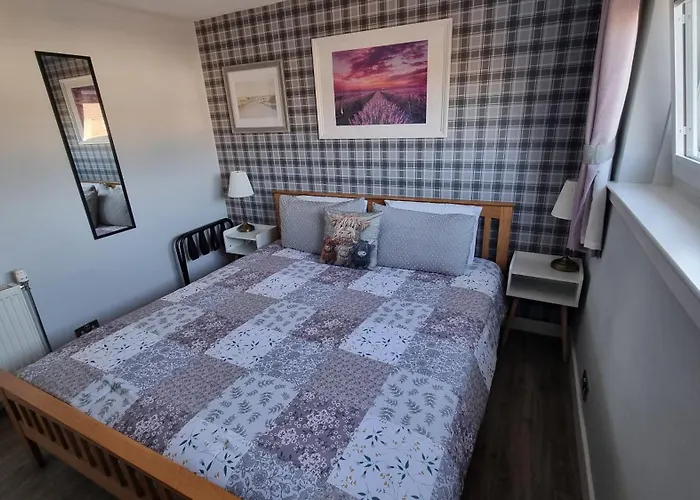 Innisfail Edi - Double With Private Bathroom Habitación en casa particular Edimburgo