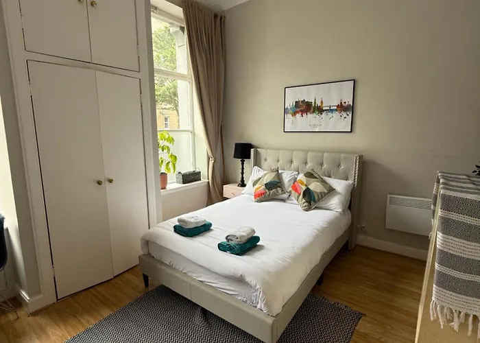 Charming Flat In Vibrant Leith