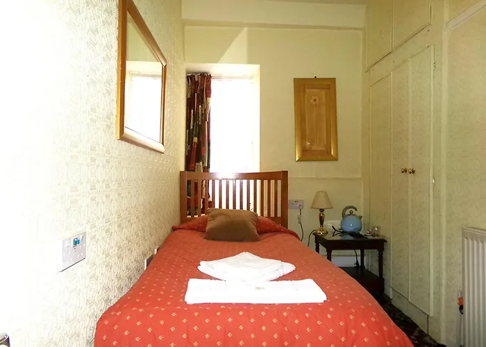 Averon 3*