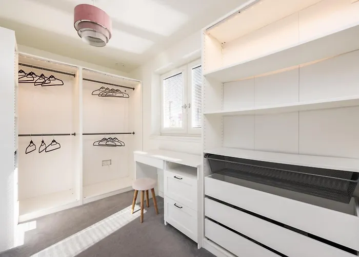 Nyaraló Gorgeous 3 Bed House Free Parking & Garden Edinburgh