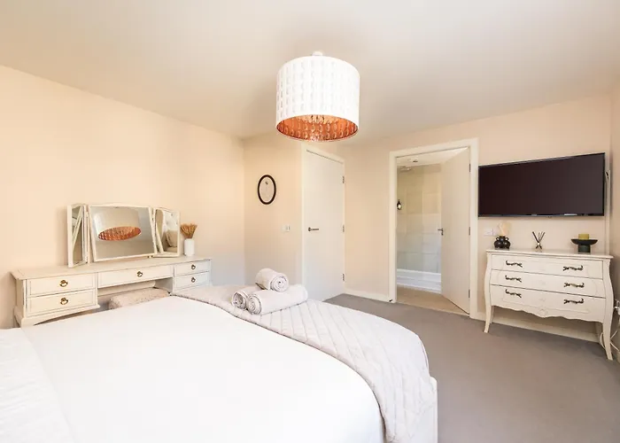 Nyaraló Gorgeous 3 Bed House Free Parking & Garden *
