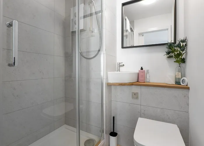 Holyrood * אדינבורו