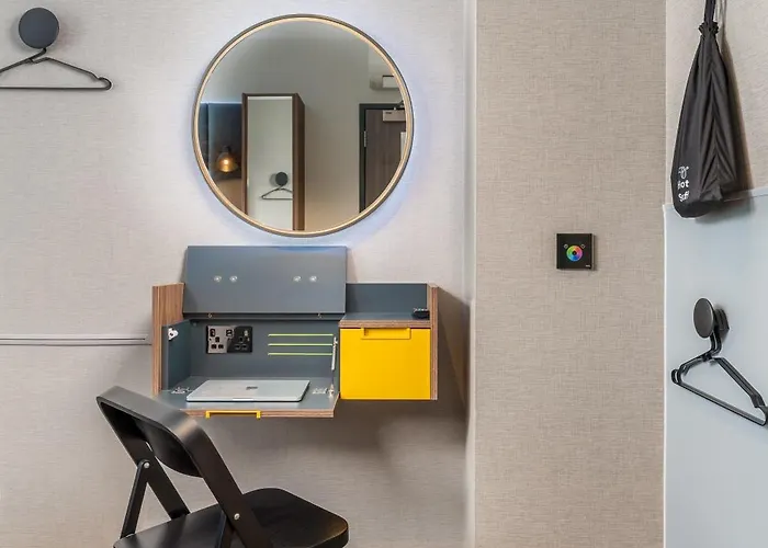 Hotel Point A Haymarket Edinburgh