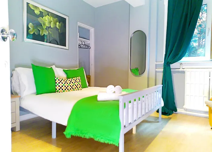 Bright & Spacious Flat By Murrayfield Stadium