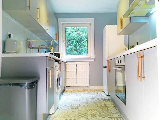 Bright & Spacious Flat By Murrayfield Stadium 아파트