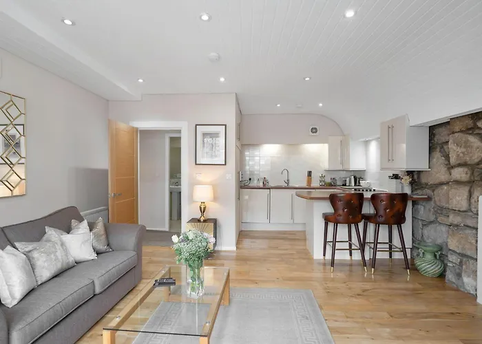 Rose Street Flat
