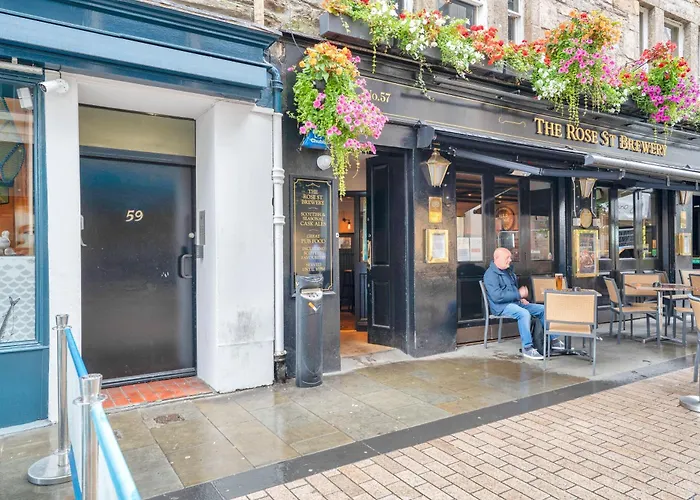 Rose Street Flat