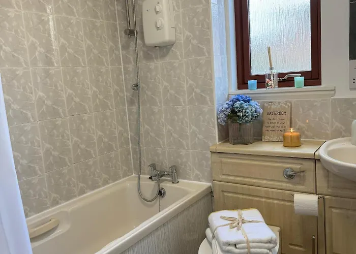 شقة Flat Near To Centre Attractions - Free Parking