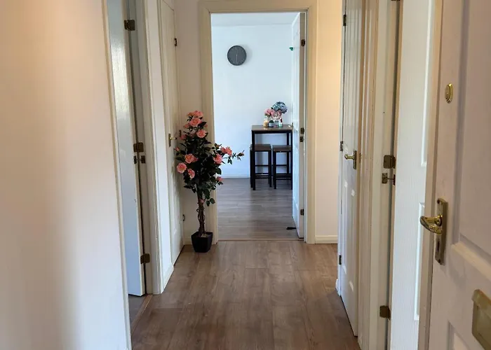 Flat Near To Centre Attractions - Free Parking شقة إدنبرة