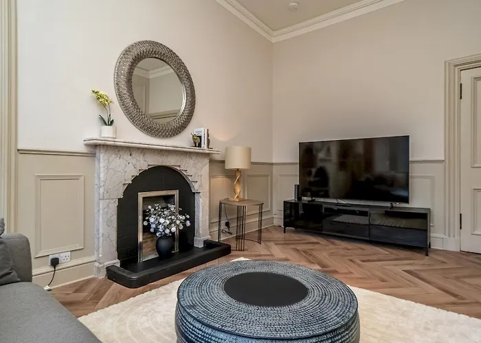 Pass The Keys Beautiful Modern Historical Flat Close To Castle * Edinburgh
