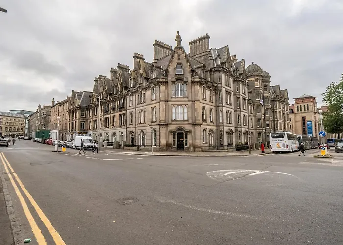 Pass The Keys Beautiful Modern Historical Flat Close To Castle Apartment *