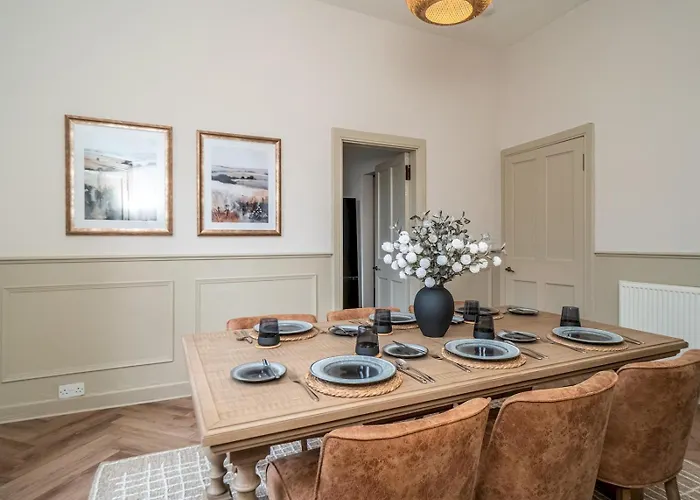 Pass The Keys Beautiful Modern Historical Flat Close To Castle Lägenhet *