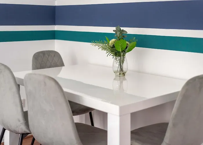 2bed Flat In Leith-free Parking- By Homes Διαμέρισμα