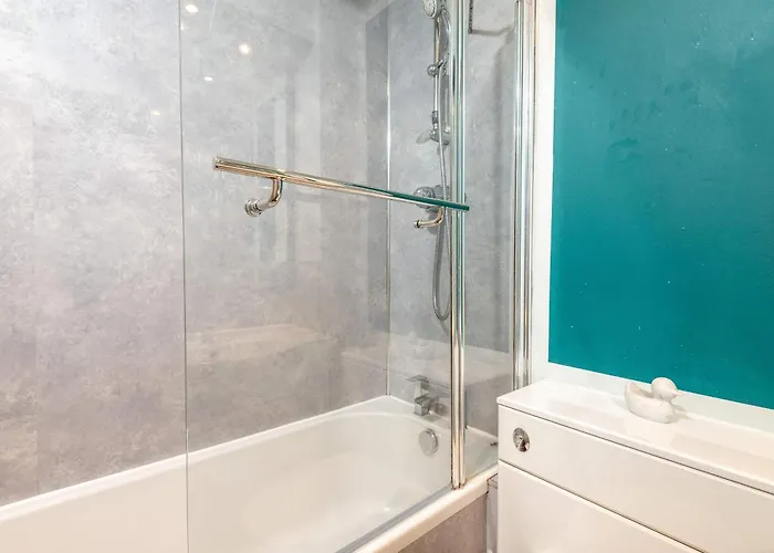 2bed Flat In Leith-free Parking- By Homes * Εδιμβούργο