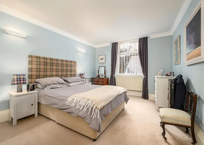 Apartament Elegant Flat With Garden In West End