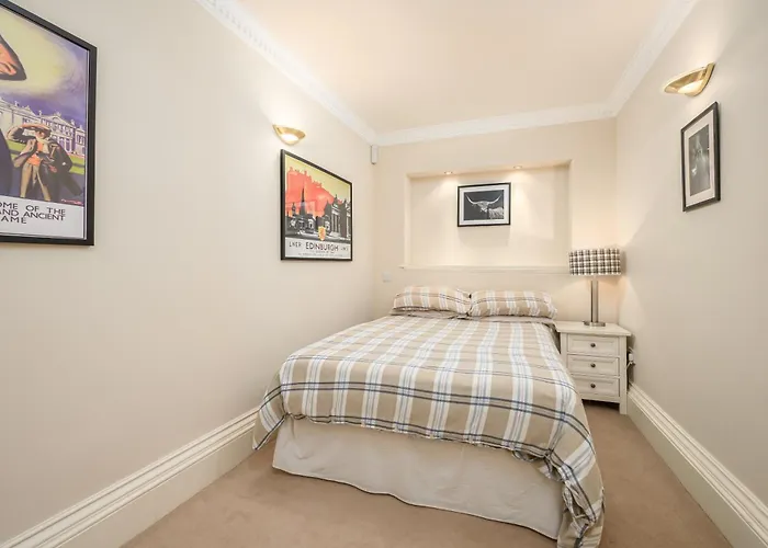 Apartmán Elegant Flat With Garden In West End *