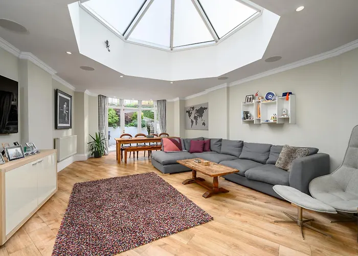 Apartament Elegant Flat With Garden In West End Edynburg