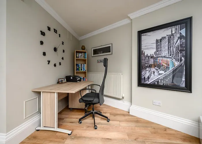 Elegant Flat With Garden In West End Apartmán Edinburgh