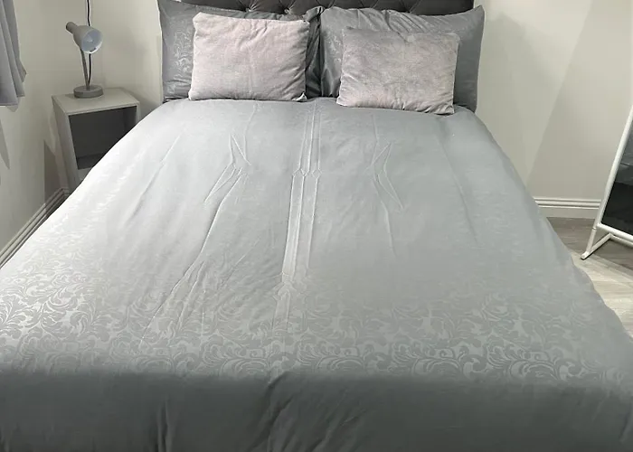 Private 1 Bedroom - - Sleeps 2 Lejlighed