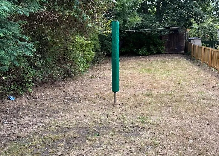 Spacious 3 Bed Modern Διαμέρισμα