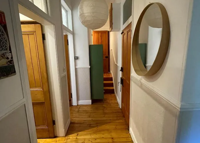 Charming Flat In Beautiful Area * エディンバラ