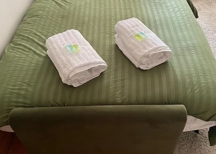 Charming Flat In Beautiful Area エディンバラ