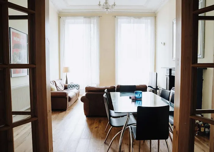 Traditional 2 Bedroom Эдинбург