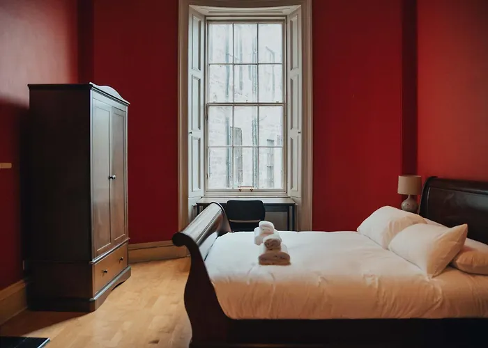 Traditional 2 Bedroom Апартаменты Эдинбург