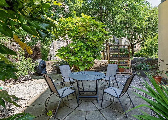 House Close To Old Town דירה