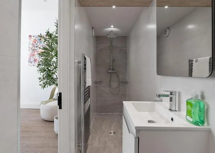 Edinburgh's Finest - Chic And Luxurious Shore * Edynburg