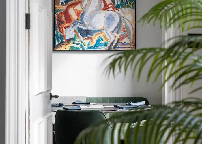 Apartament Edinburgh's Finest - Chic And Luxurious Shore