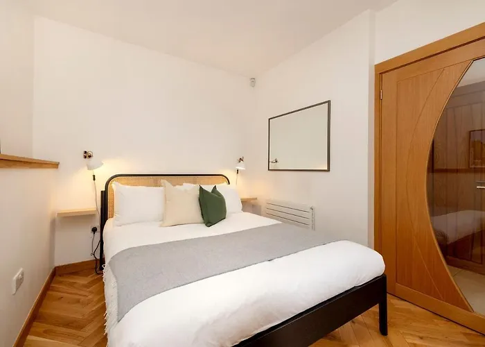 Argyl - The Foundry, A Bright One Bedroom House With Balcony بيت للعطل *