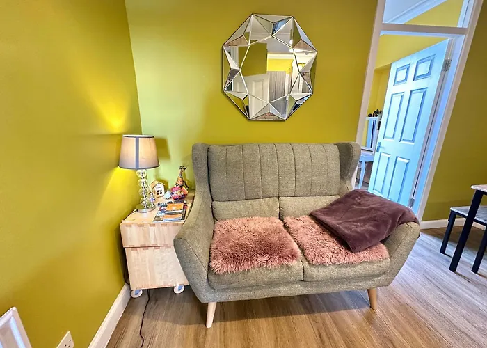 Apartment Cosy In Centre , 2 Bedroom1 Bathroom *